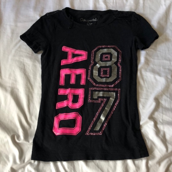 Bundle of summer t-shirts and tank tops - Picture 9 of 10